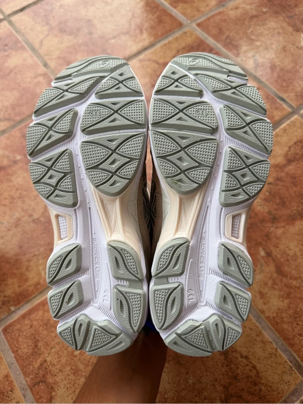 Asics Beige Gray White Men's Running Sneakers